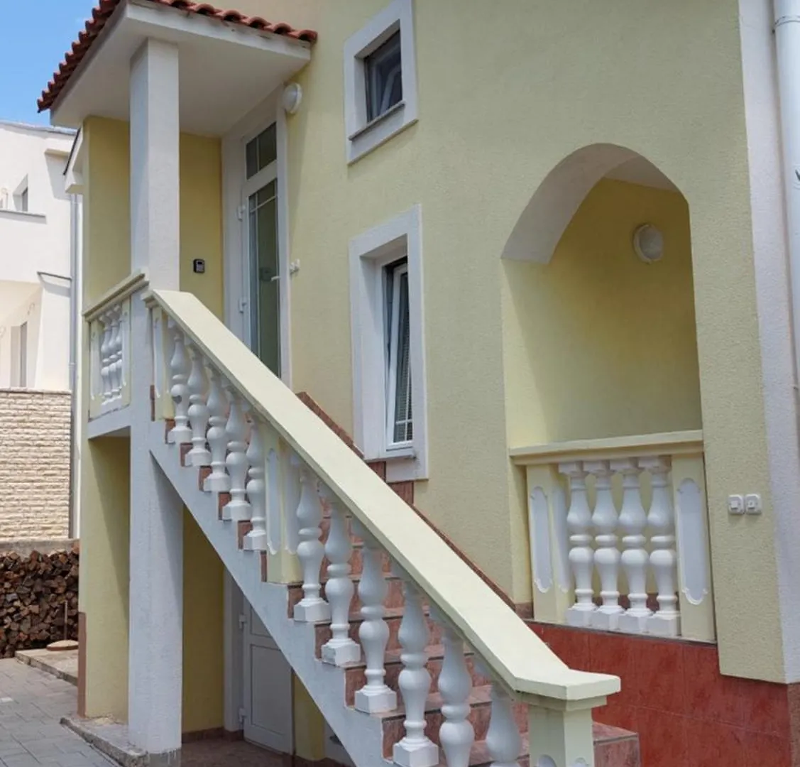 Apartment Apartmani Kala Pridraga Croatia