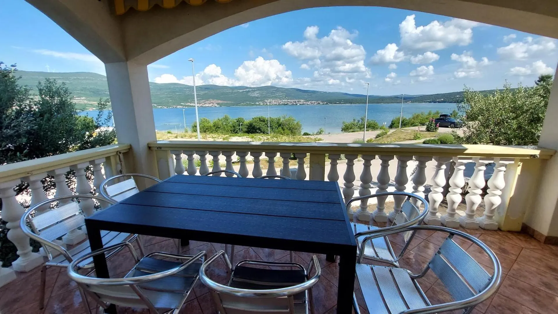 Apartment Apartmani Kala Pridraga
