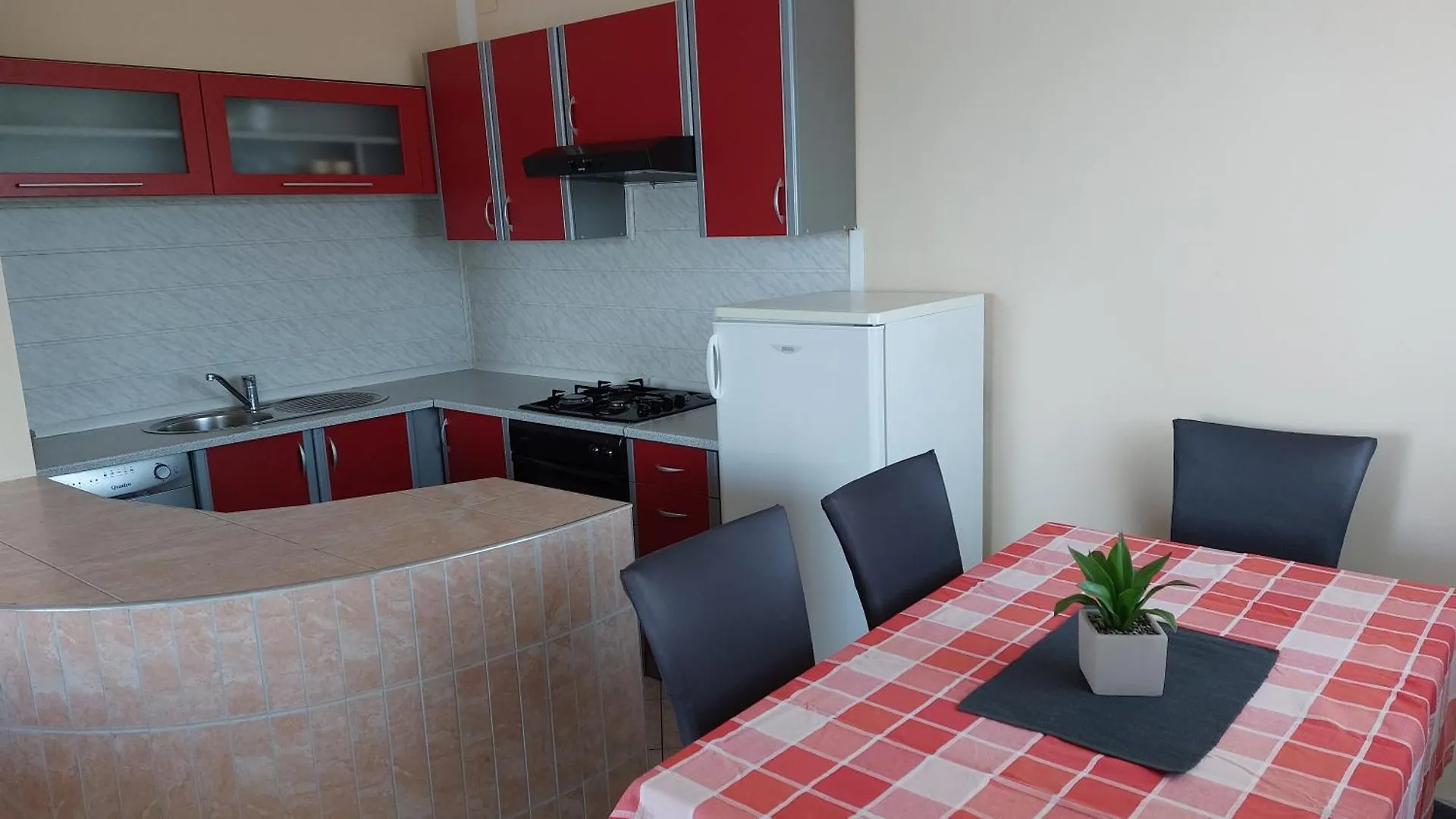 Apartmani Kala Pridraga